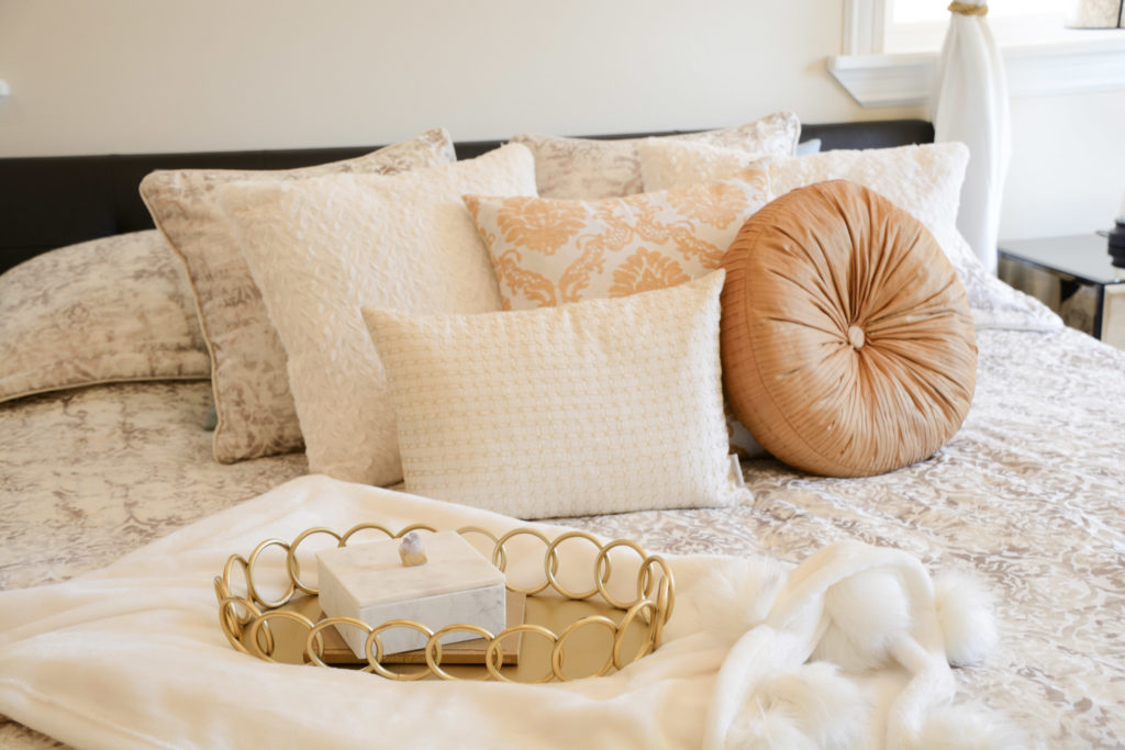 5 Ways to make your home cozy and inviting