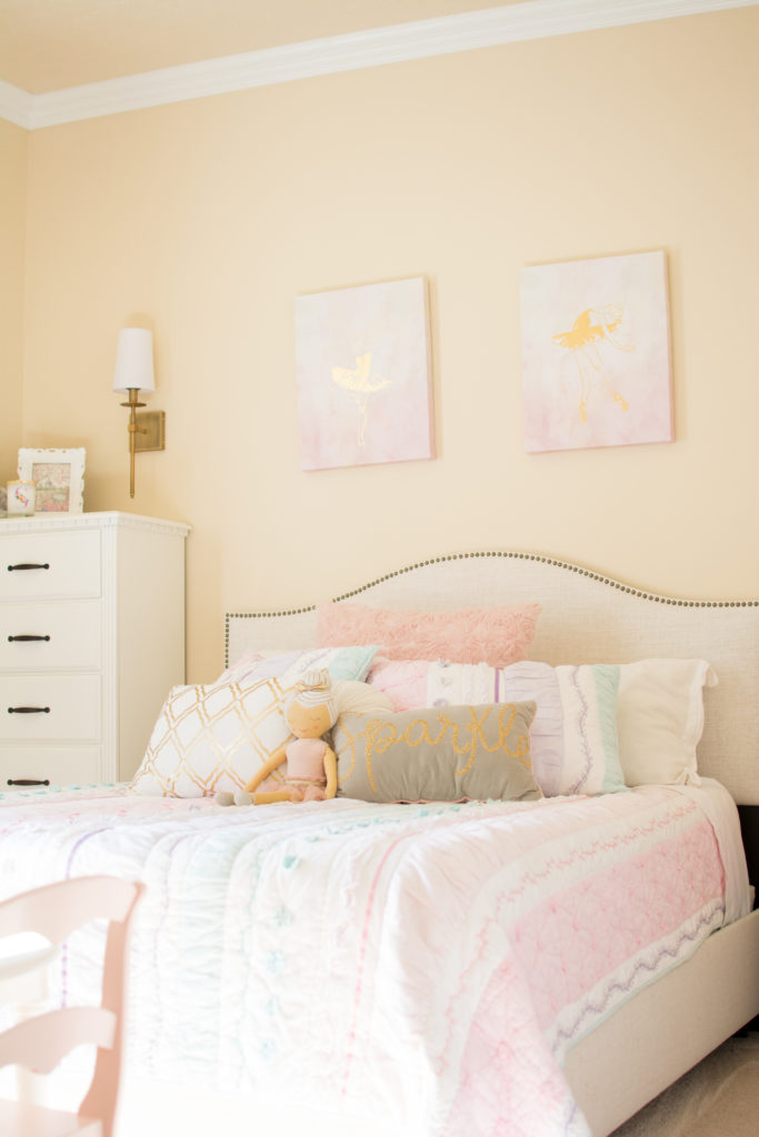 Girly Room Details